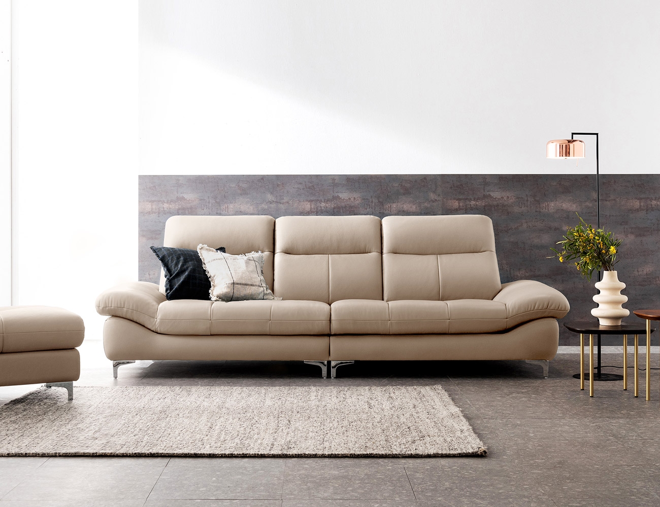 Sofa Hiện Đại Dáng Băng Bọc Da Livian