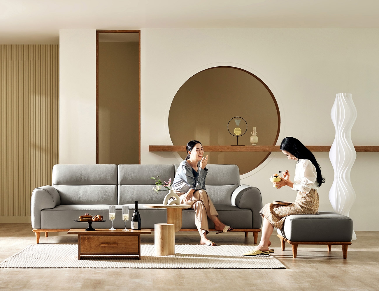 Ghế sofa da bò tự nhiên nguyên tấm Olia 3,5 chỗ ngồi